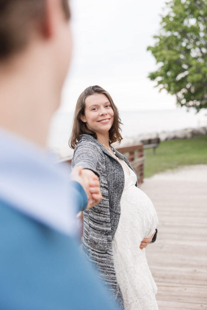 Southeastern, WI Maternity Session at Hika Bay Park