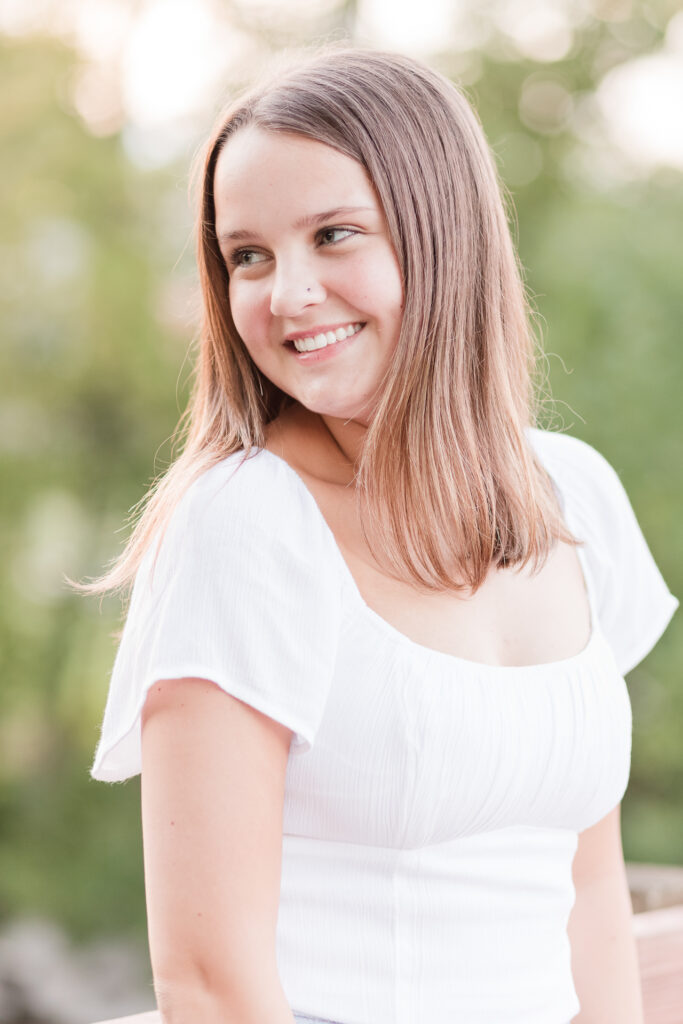 Cedarburg WI Senior Session at Cedar Creek Park