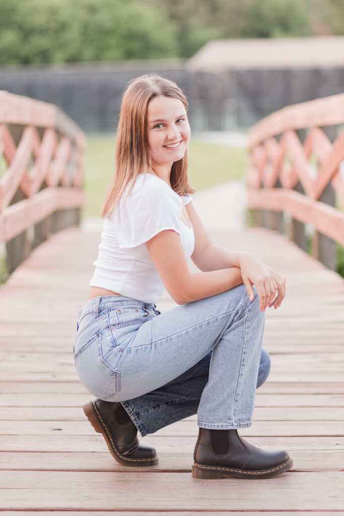 Cedarburg WI Senior Session at Cedar Creek Park