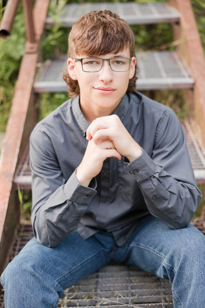 Port Washington WI Senior Session at Sauk Creek Nature Preserve in Port Washington