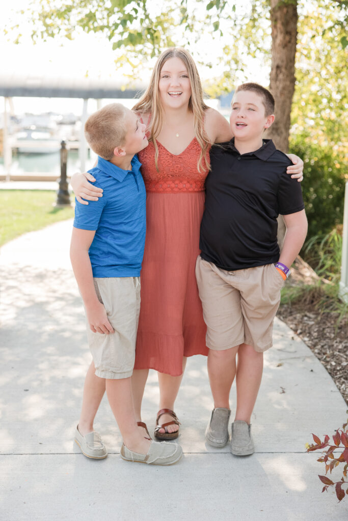 Southeastern WI Family Session in Downtown Port Washington